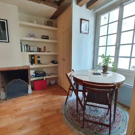 Hostnfly - Charming Studio In The Heart Of Saint-germain Apartamento